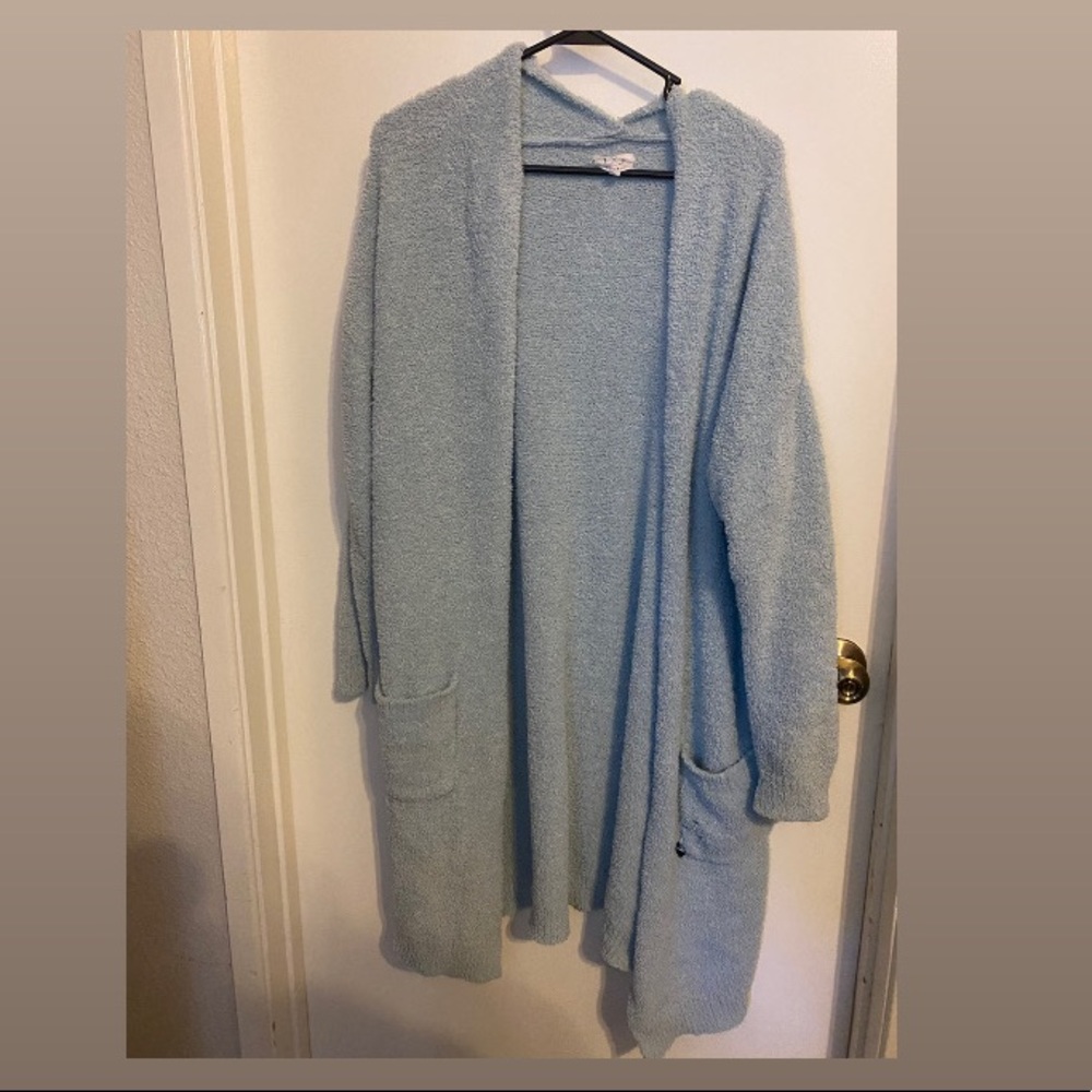Used/word twice mint green sweater